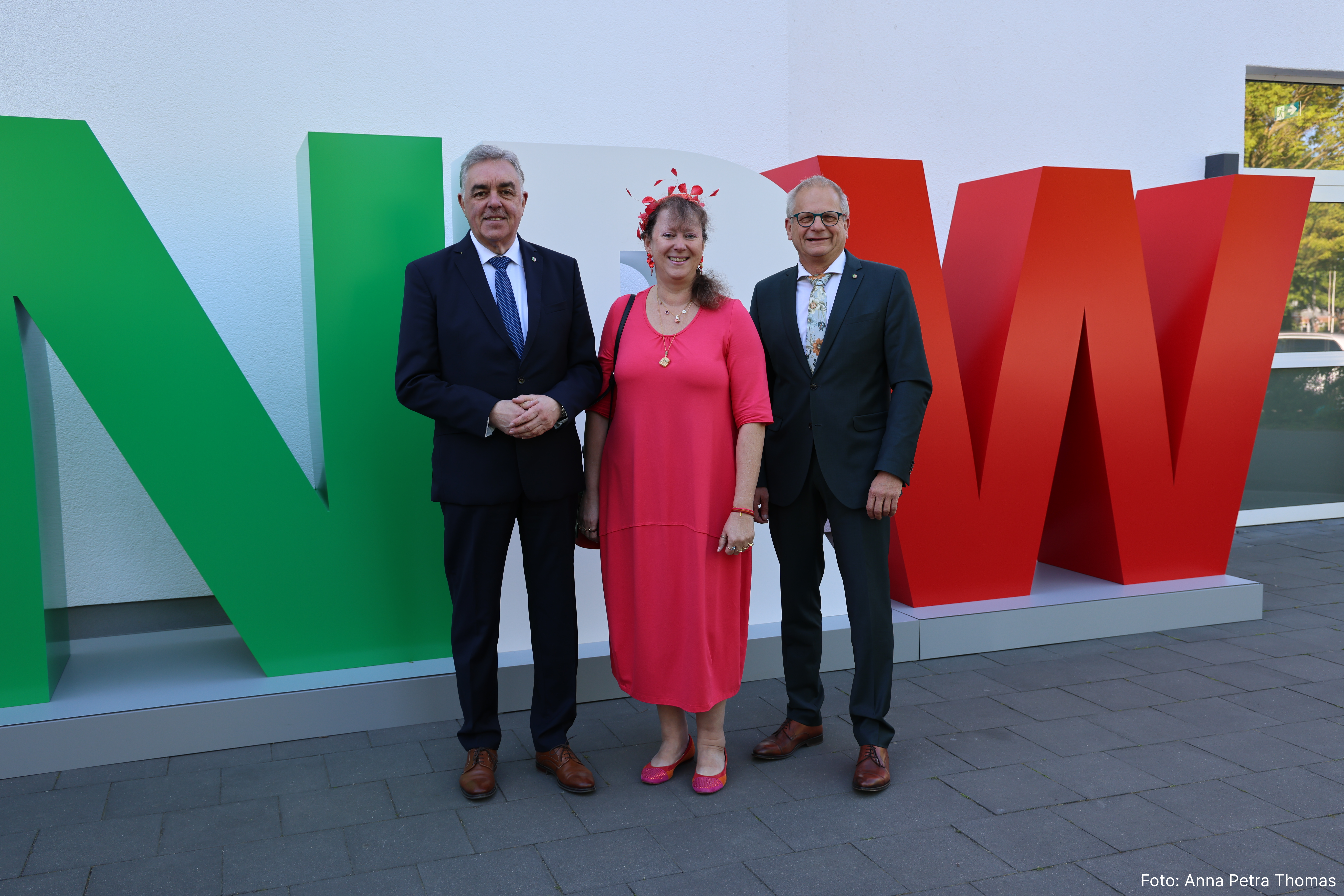 Bernd Kr�ckel, Sportstaatssekret�rin Andrea Milz und Thomas Schnelle